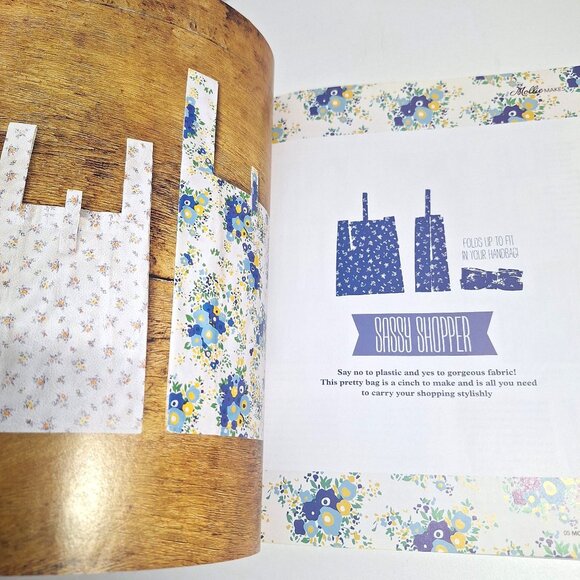 Mollie Makes UK Magazine Issue 5 2011 Crochet Vegetables Linen Kit Retro Craft - Picture 7 of 13